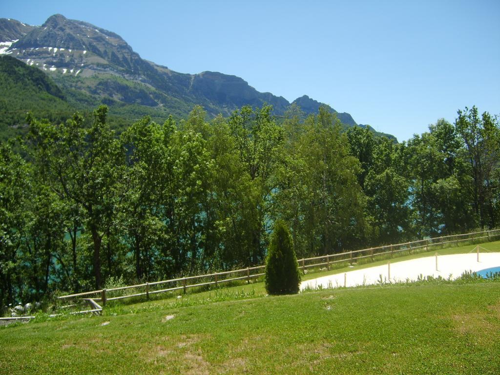 Aparthotel Bubal El Pueyo de Jaca Exteriér fotografie