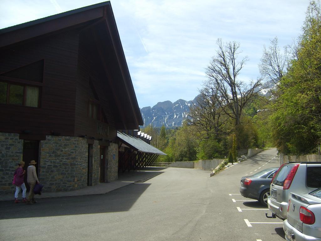 Aparthotel Bubal El Pueyo de Jaca Exteriér fotografie