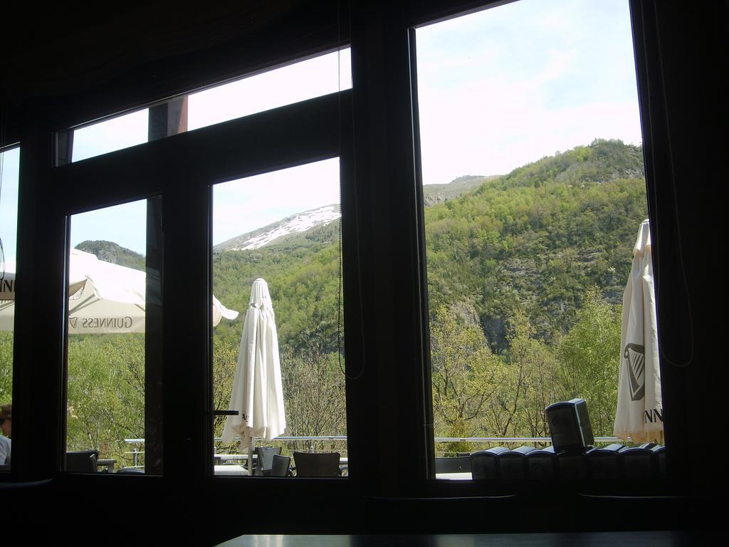 Aparthotel Bubal El Pueyo de Jaca Exteriér fotografie